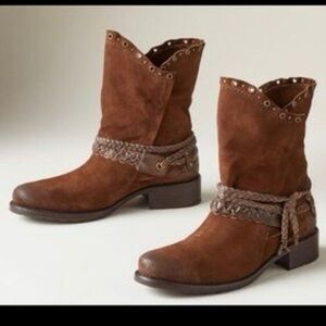 Trask Naomi‎ Suede Leather Western Booties Size 6.5